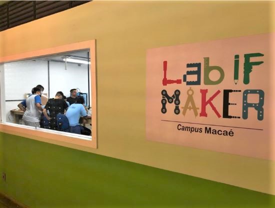 Que ideia você ilumina? Desenvolvimento do pensamento computacional e da prática Maker para a aprendizagem de programação