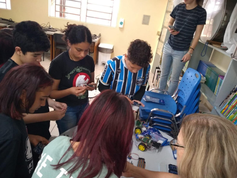  Pensamento Computacional e Arduíno para Professores e Estudantes da Educação Básica